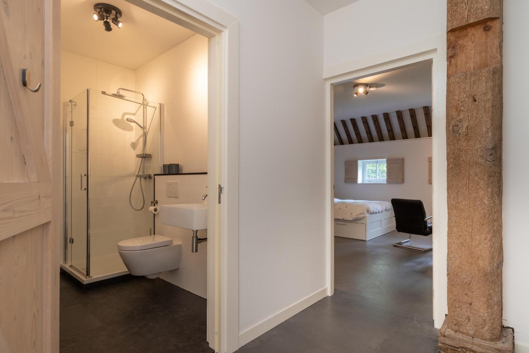 Iselmarpleats Comfortabele Studio Met Badkamer Gaast Exterior foto
